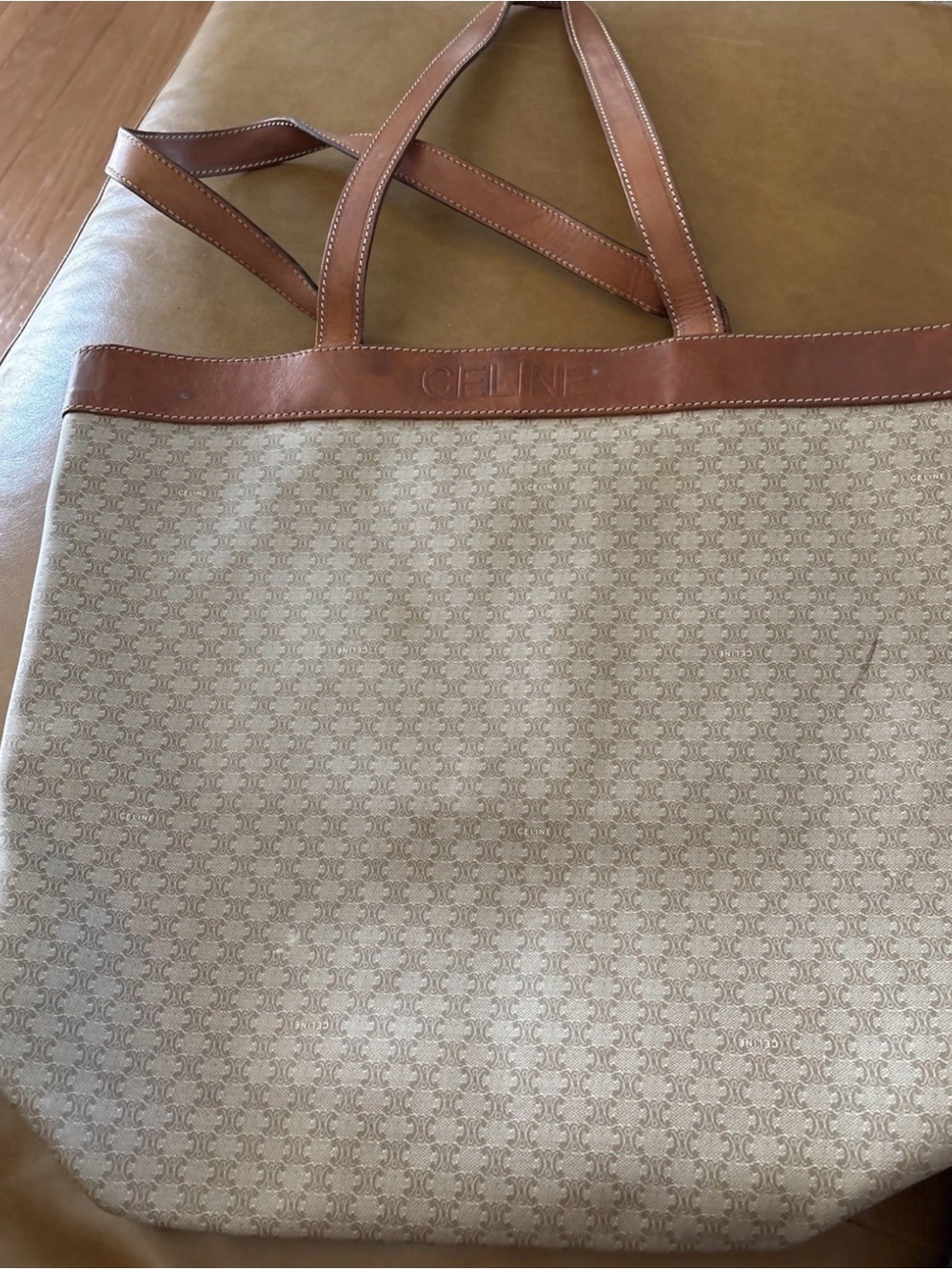 CELINE Vintage Large Celine Triomphe PVC And Leather Tote - Picture 3 of 13